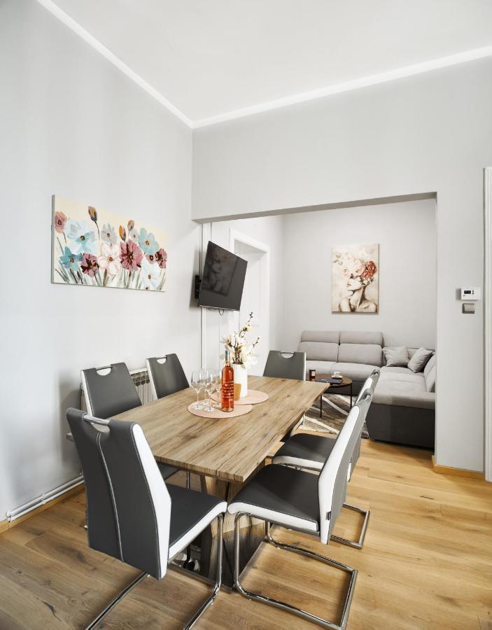 City Twenty 2Bdr Apartment By Irundo Zagreb Bagian luar foto